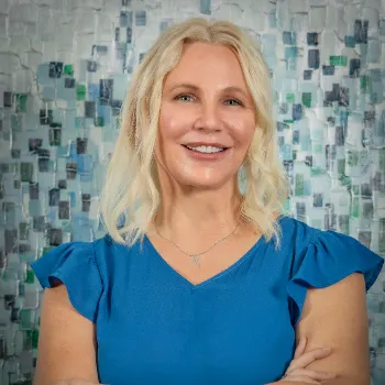 Dr. Linda King